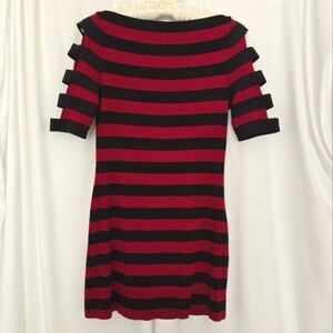 ( Bailey 44 ) Striped T-Shirt With Cutout Elastic Detail On Arms